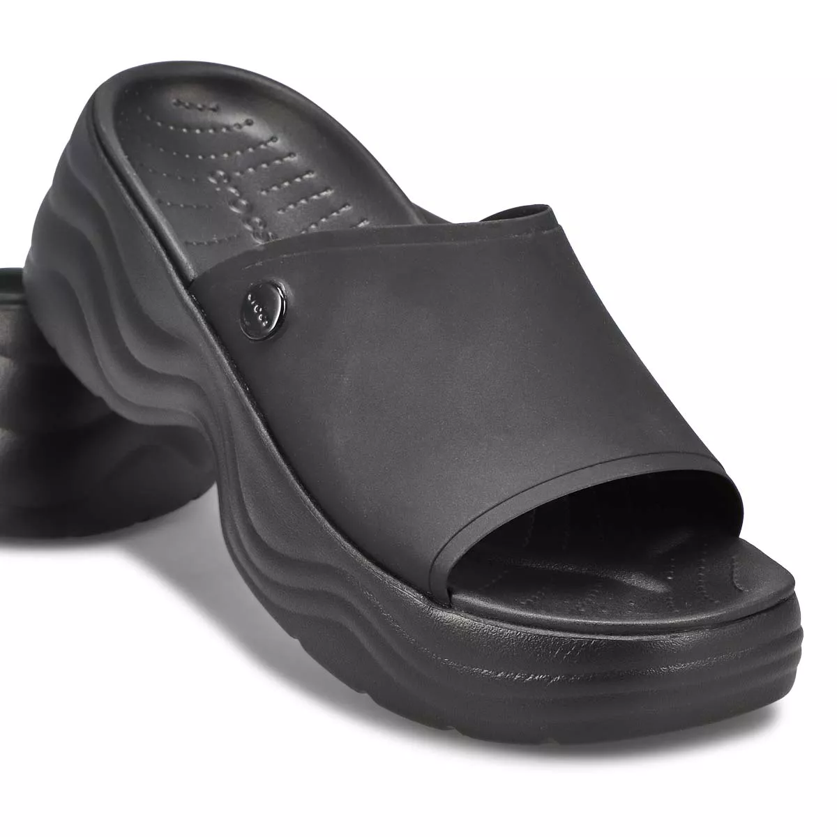 Cheap Crocs, Women's Skyline Platform Slide Sandal - Black 0127